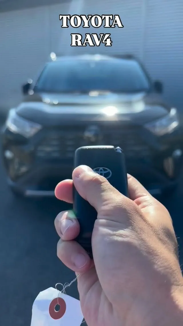 ✨🖤人気SUV！トヨタ RAV4🖤✨